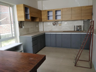 House for Rent in Nakhipot